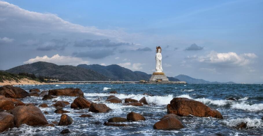 【瑞享海南】蜈支洲岛、亚龙湾天堂森林公园、天涯海角6日观光之旅（海口往返）海口2晚当地五星酒店，三亚1晚五钻酒店