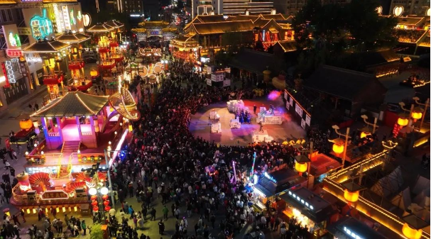 沈阳故宫.帅府.本溪水洞.旱洞.小市一庄纯玩二日
